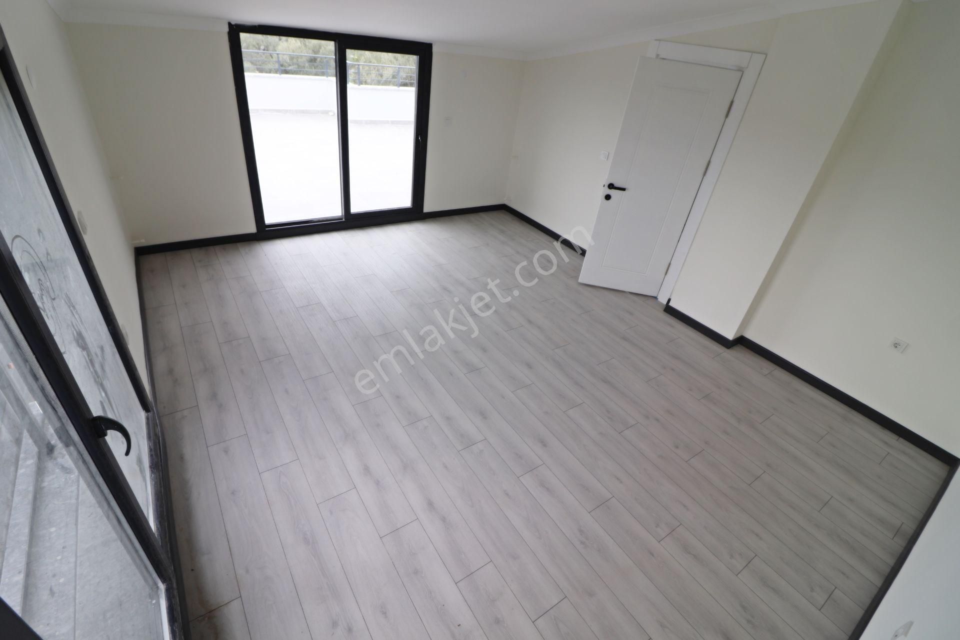 Hayalinizdeki Deniz Ve Dağ Manzaraya Sahip 4+1 Villa - Görsel 27