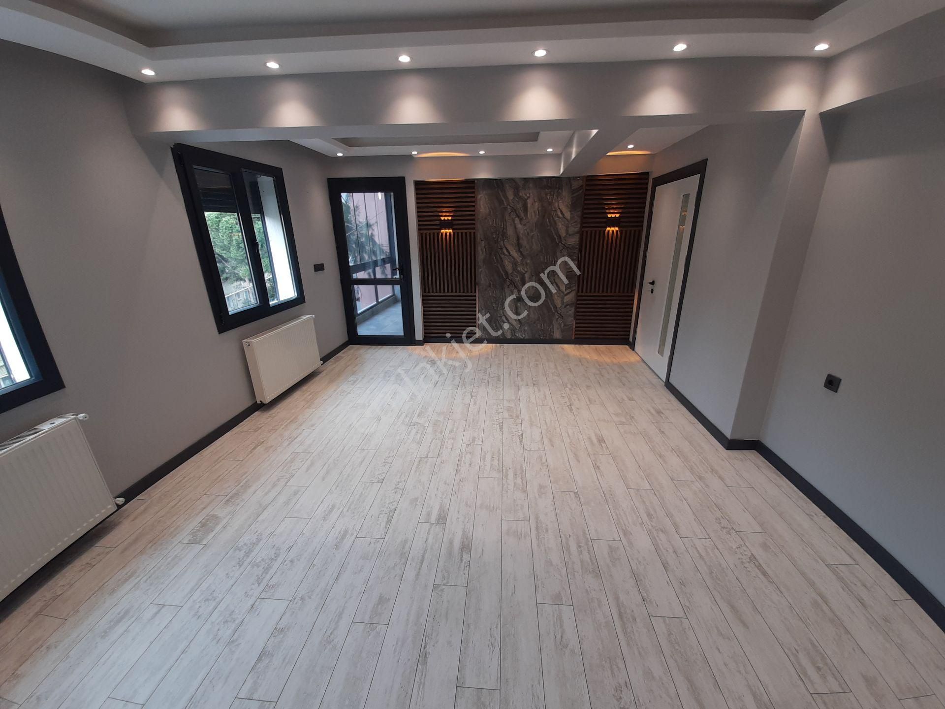 Üçkuyular Da 3+1 Full Yapılı Bahçeli 1. Kat Kiralık Daire