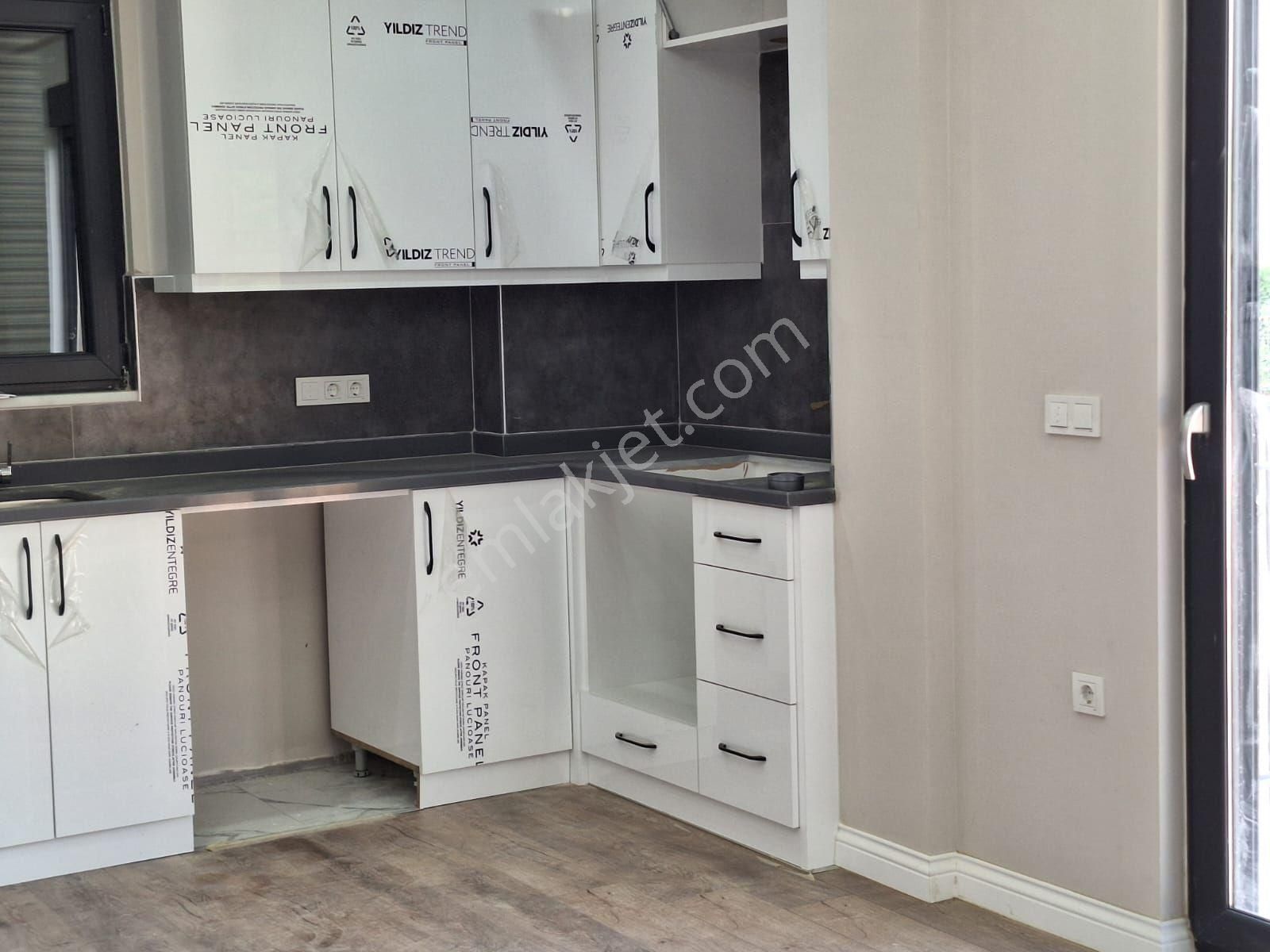 Ilıcada Maya Okuluna Yakın Amerikan Mutfak Sıfır 2+1 - Görsel 9