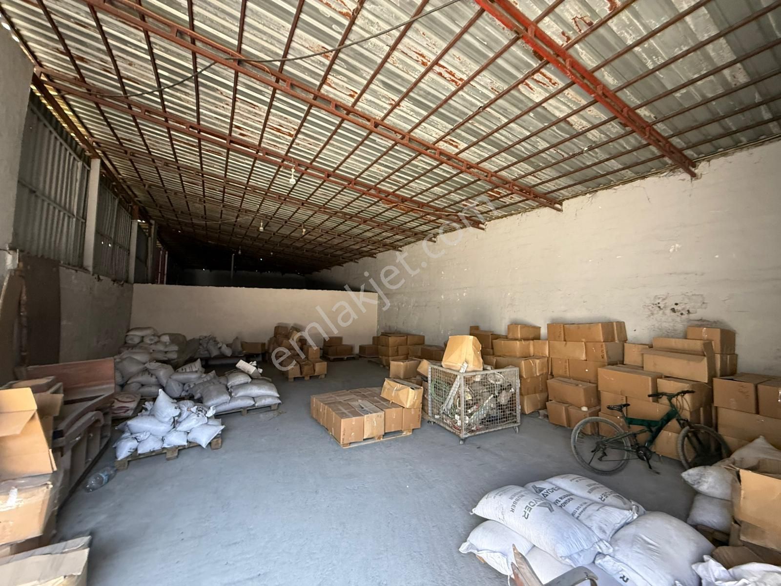 Home'dan Habipler Mah'de Kiralık 250m 350m 450m 1000m İşyeri Dükkan