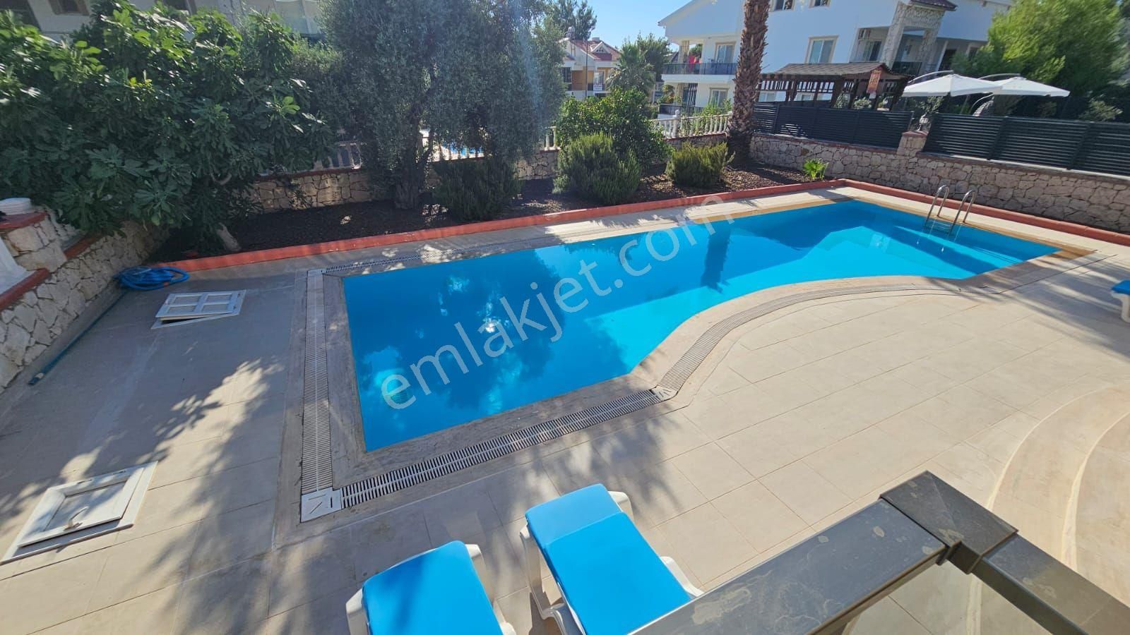 Didim Akbük'te Muhteşem 8+1 Villa - Görsel 10