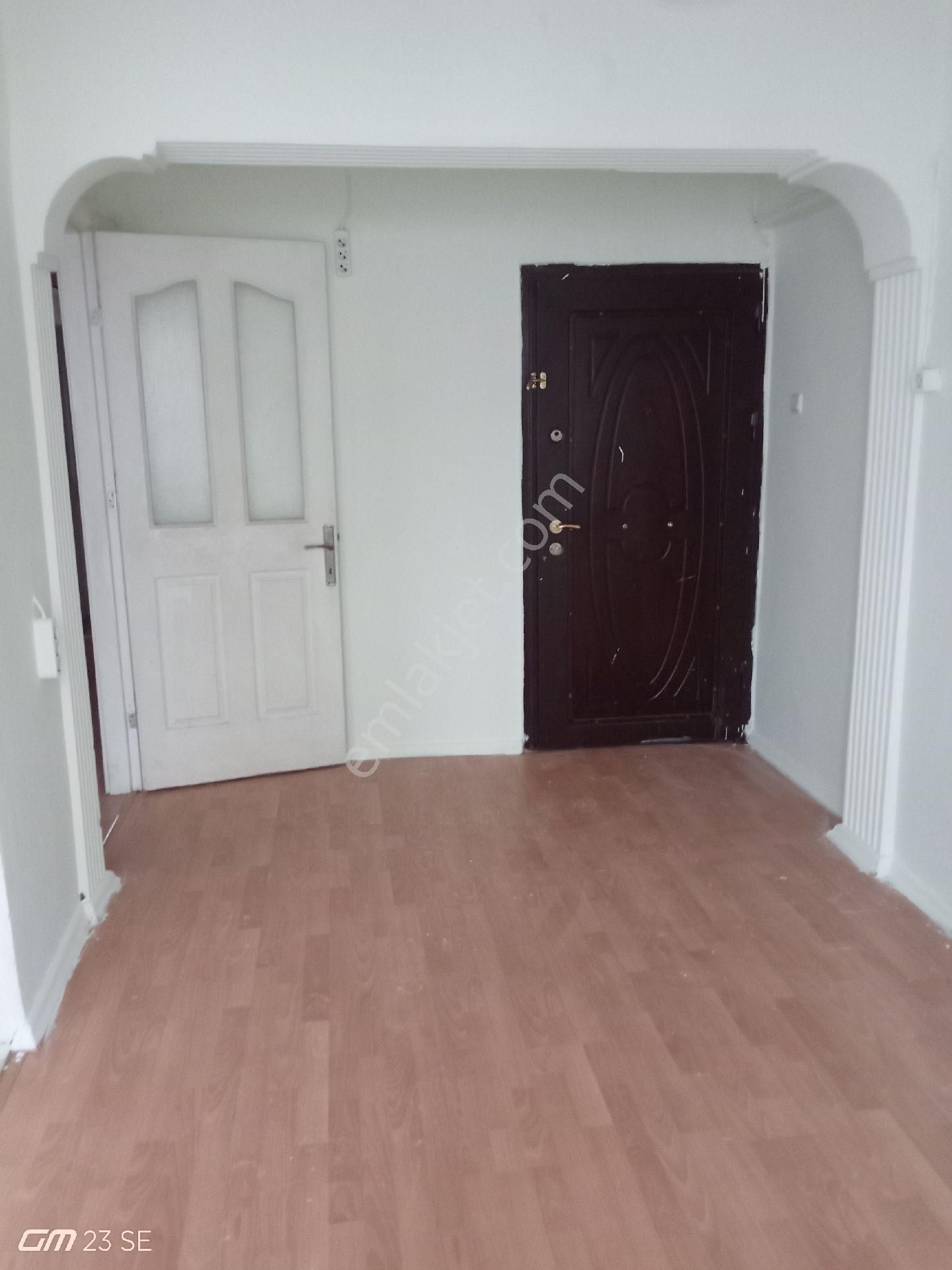 Akın Emlak'tan Kiralık Manisa Merkez Sultan Camii Arkası 16.000 Tl
