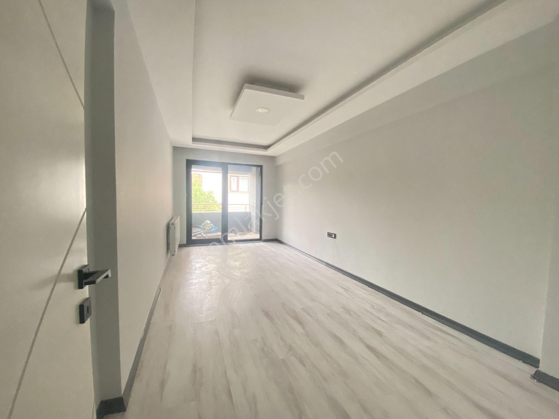 Bt Prestige'den Aile Apartmanında 2+1 Temiz Daire