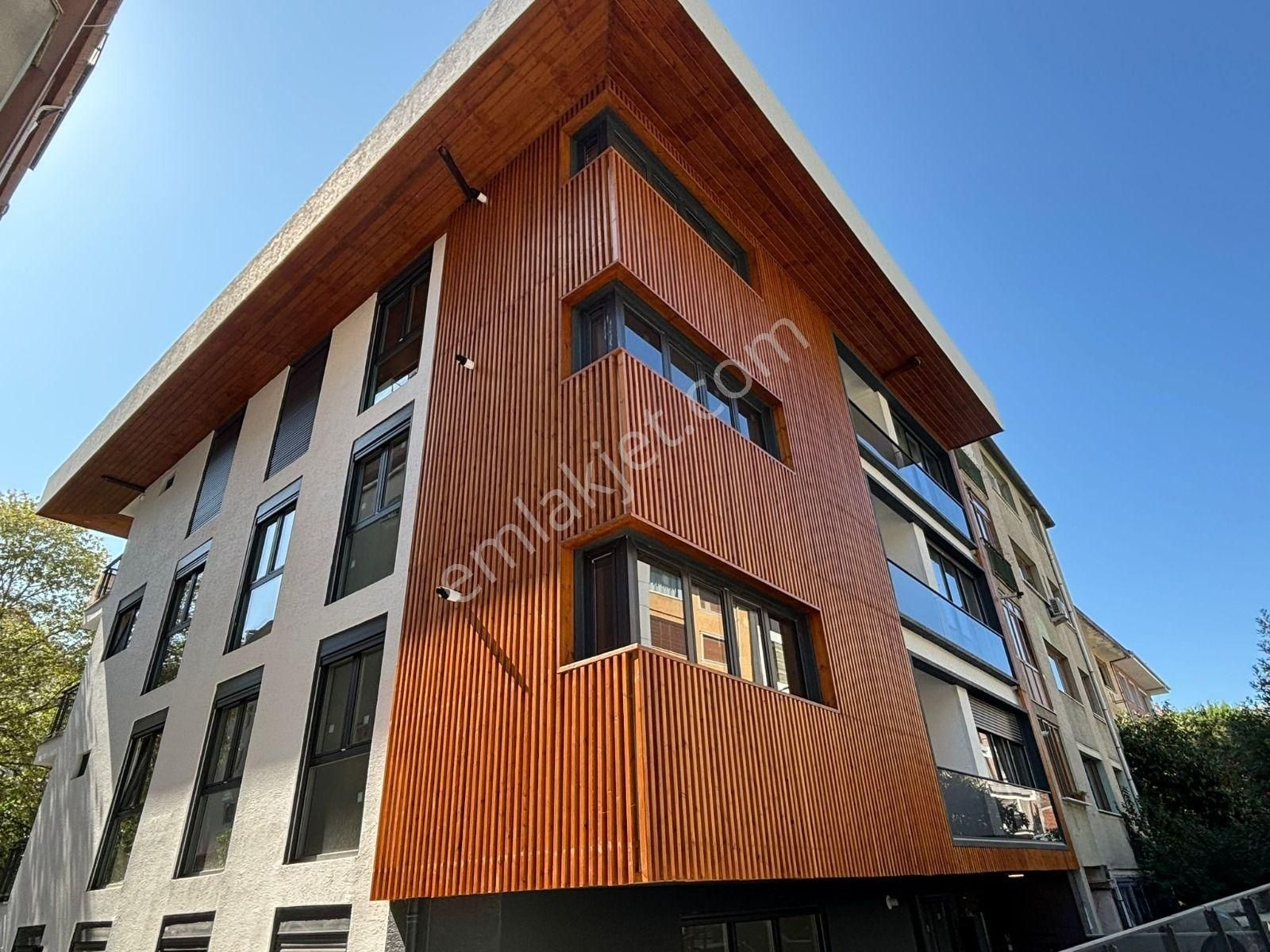 Etiler' De 3+1, Ferah Ve Kullanışlı Yeni Binada Çatı Dubleksi - Görsel 14