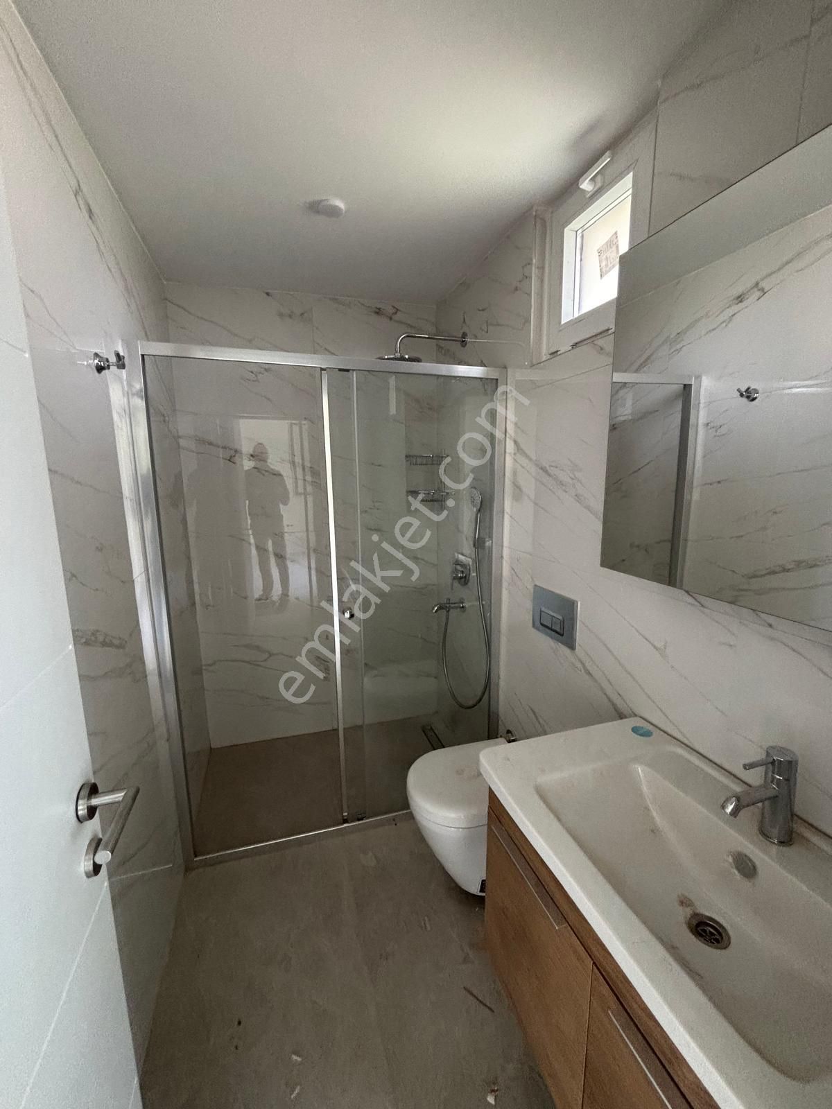 Etiler' De 3+1, Ferah Ve Kullanışlı Yeni Binada Çatı Dubleksi - Görsel 12