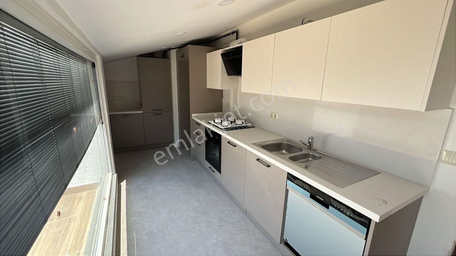 Etiler' De 3+1, Ferah Ve Kullanışlı Yeni Binada Çatı Dubleksi - Görsel 5