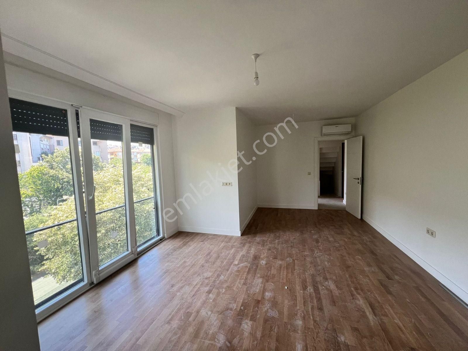 Etiler' De 3+1, Ferah Ve Kullanışlı Yeni Binada Çatı Dubleksi - Görsel 3