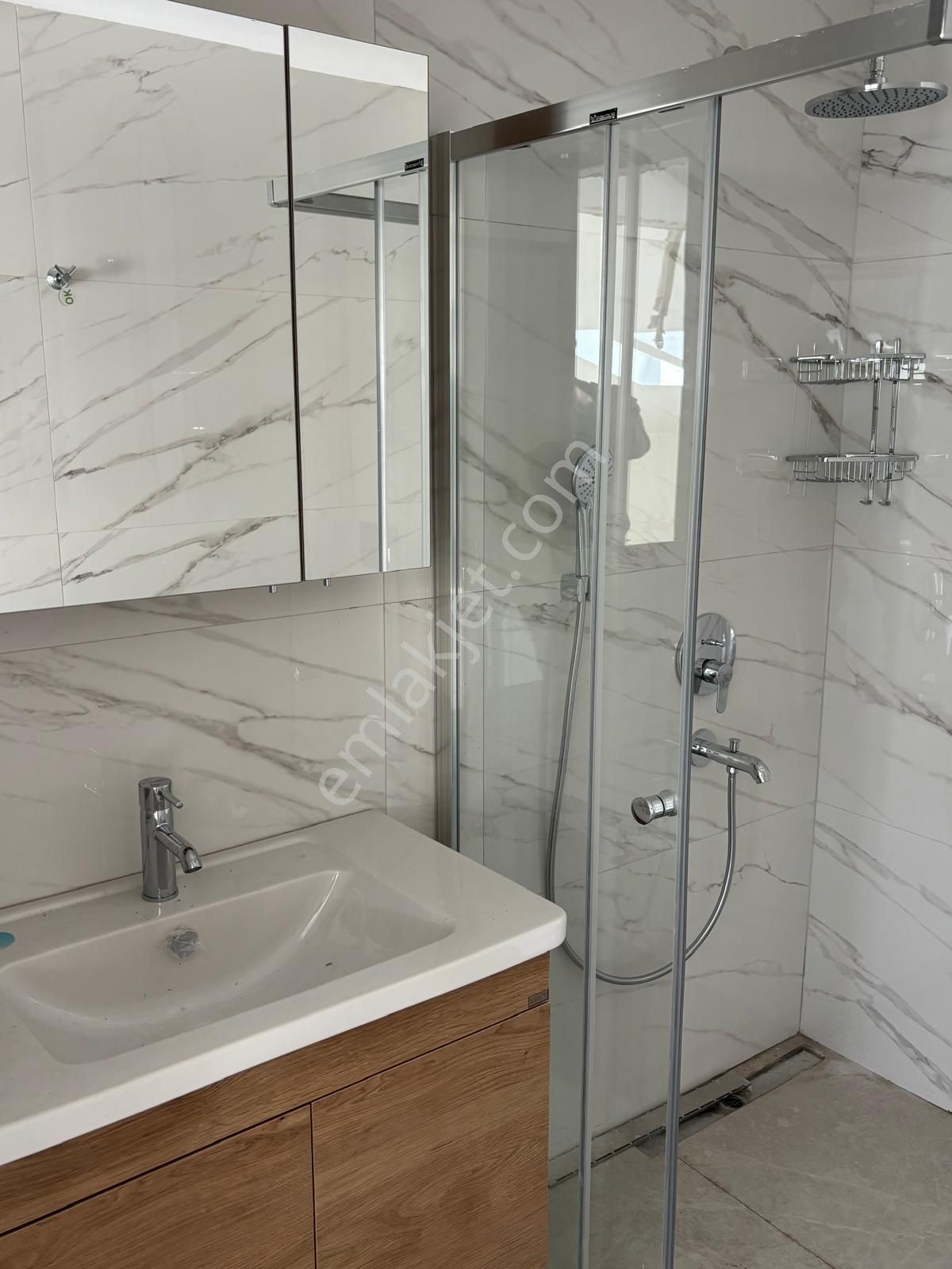 Etiler' De 3+1, Ferah Ve Kullanışlı Yeni Binada Çatı Dubleksi - Görsel 7