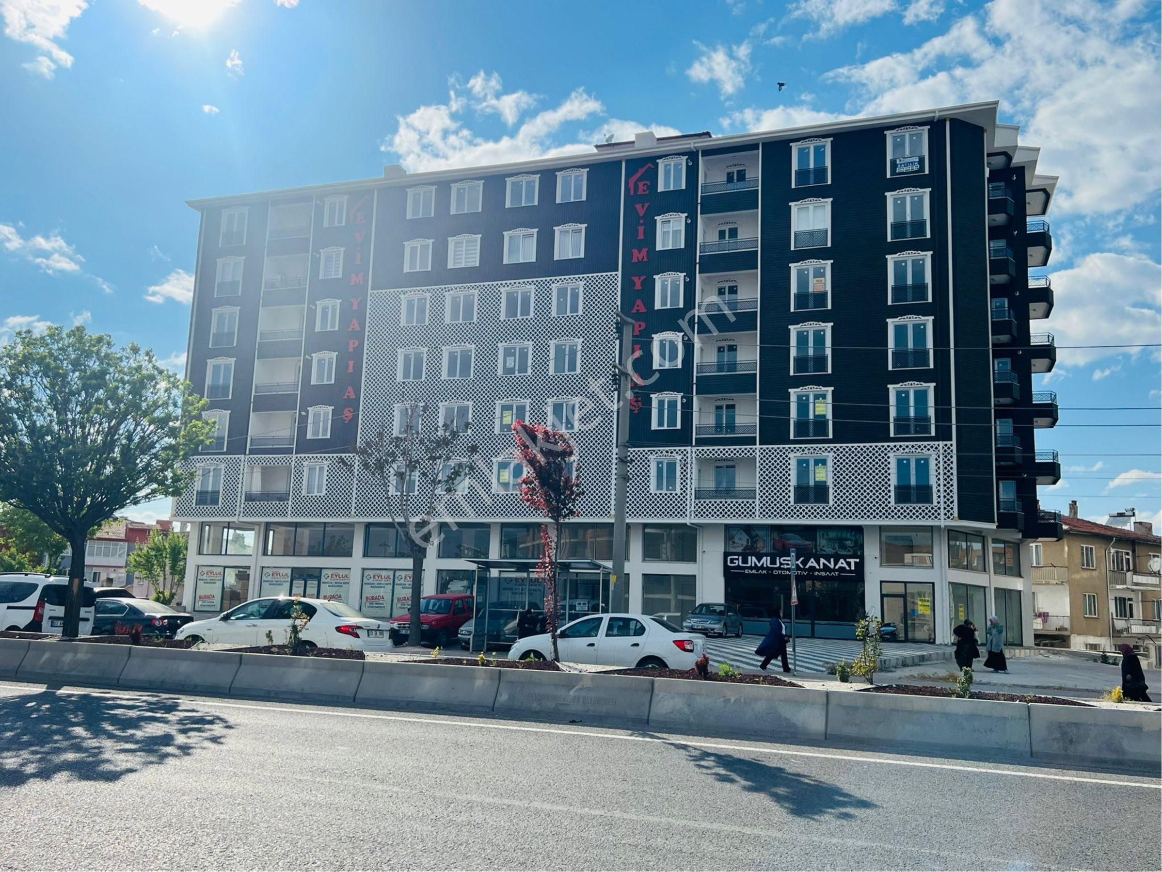Sahibinden Satılık Sıfır Daire Bulvar Üstünde Otoparklı 3+1 Lüks Daire