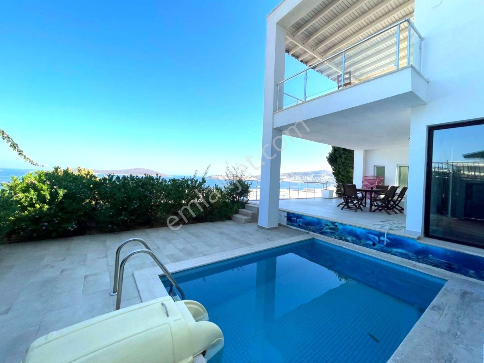 Bodrum Gündoğan Deniz Manzaralı Özelhavuzlu Kiralık Yazlık Villa