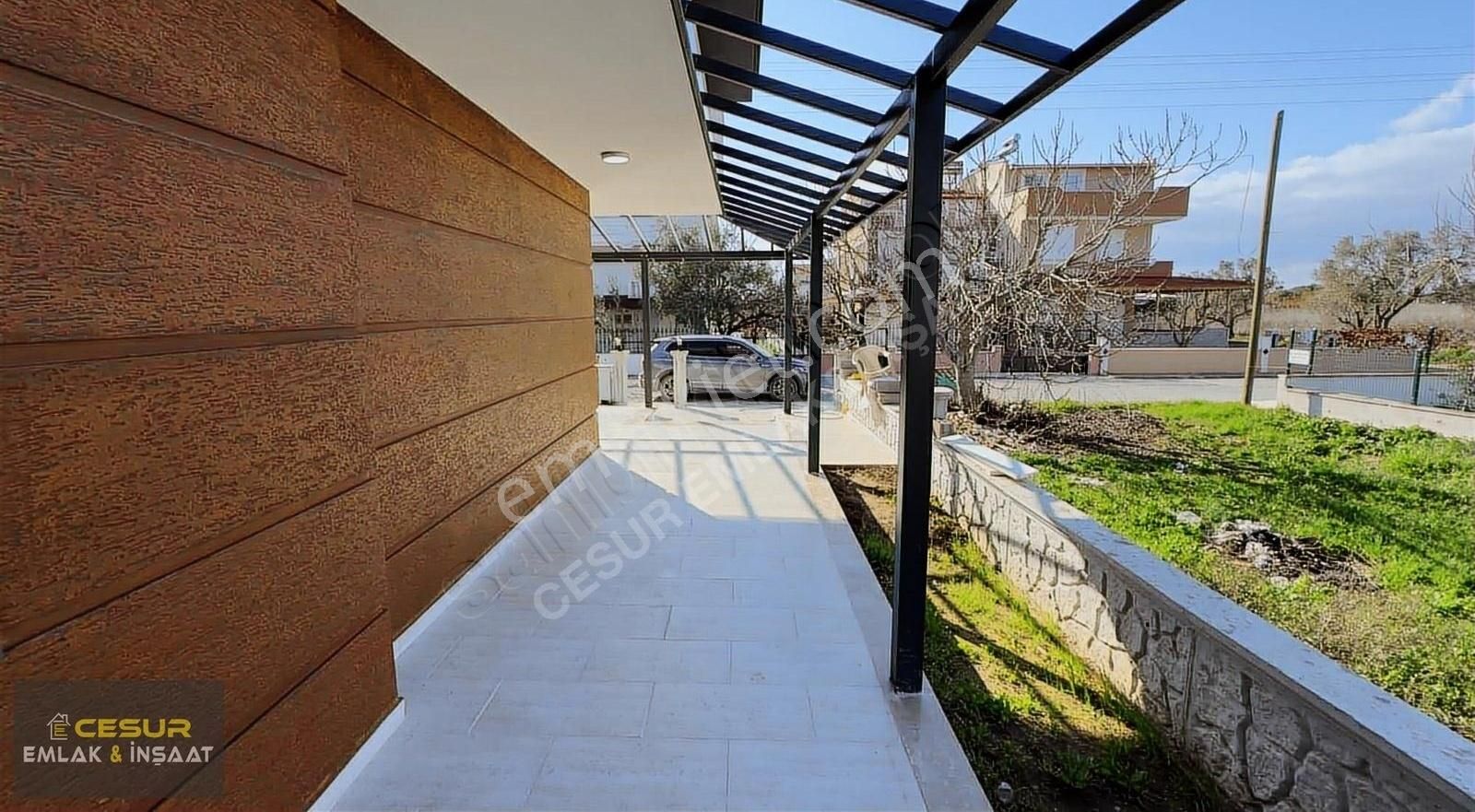 İzmir Dikili Satılık Gülkent Sitesinde Lüks Triplex Villa - Görsel 25