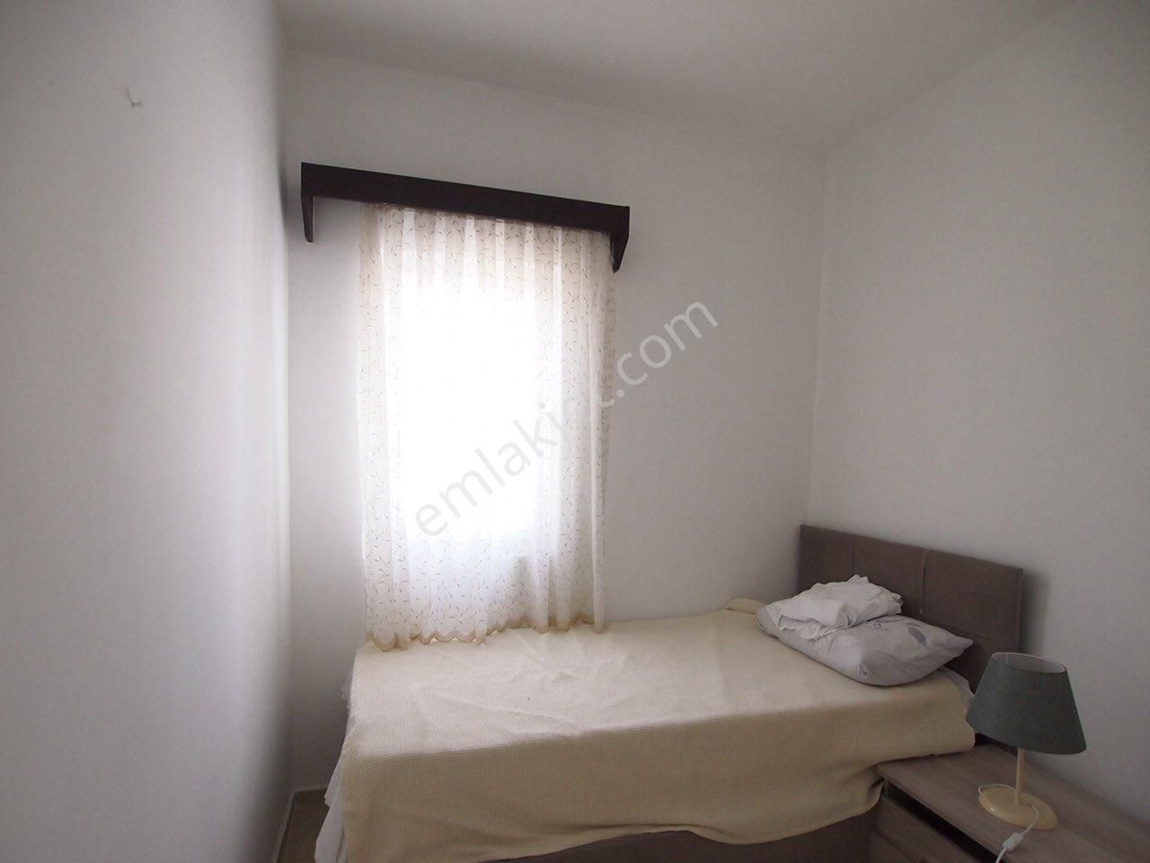 Bitezde Satılık Denize 200 Metre Villa Büyük Bahçeli Bulunmaz Ev - Görsel 24