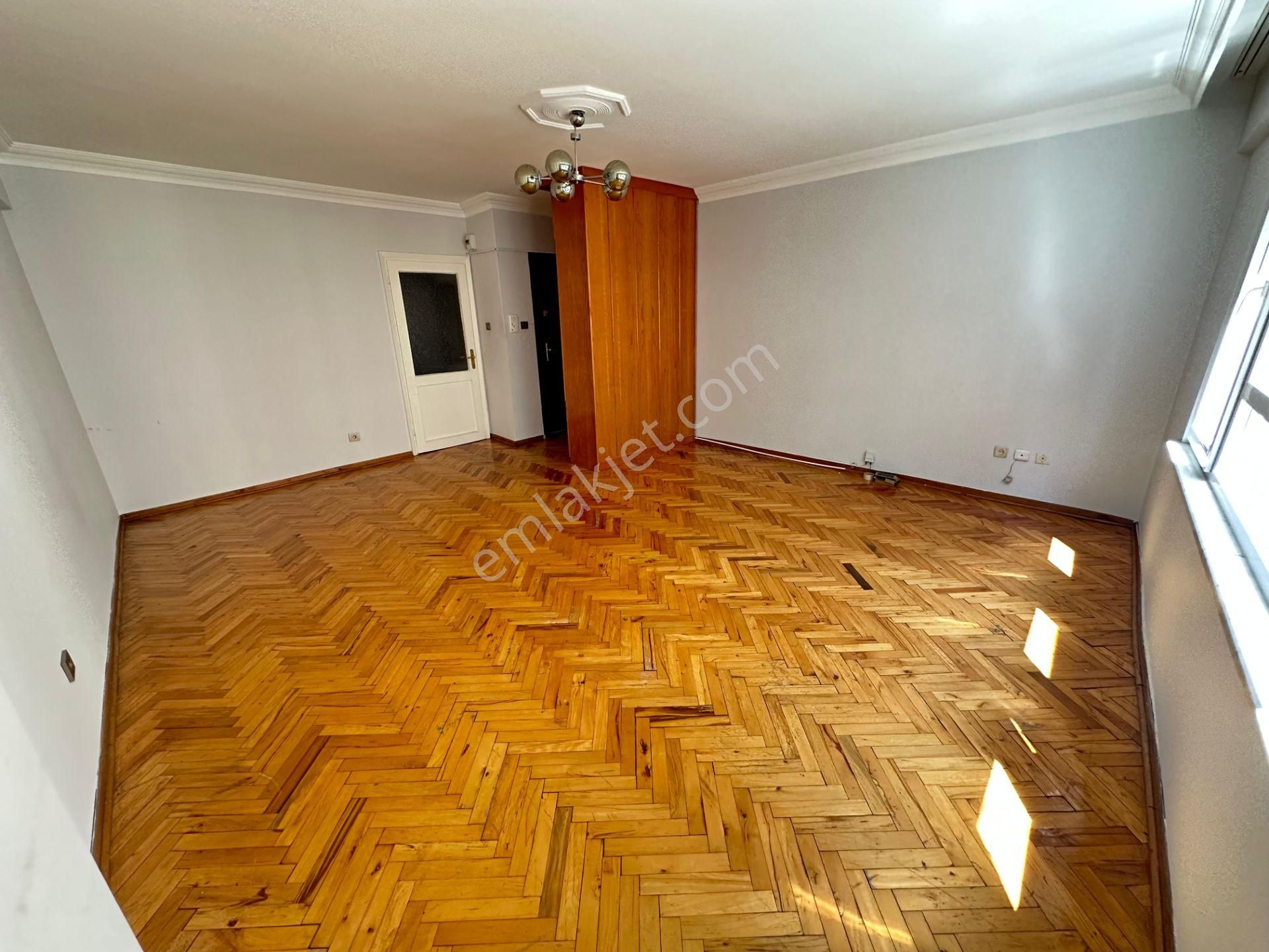 Emniyetevlerinde Metroya Sadece 1 Dk. 2+1 Kiralık Daire,artum'da