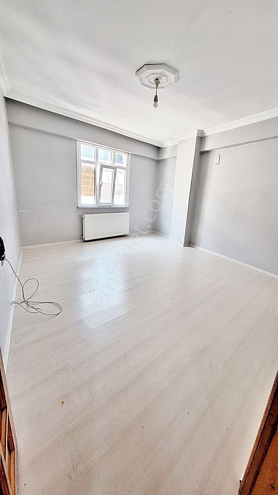 Avcılar Yeşilkent Mah Kiralık Arakat Daire 2+1