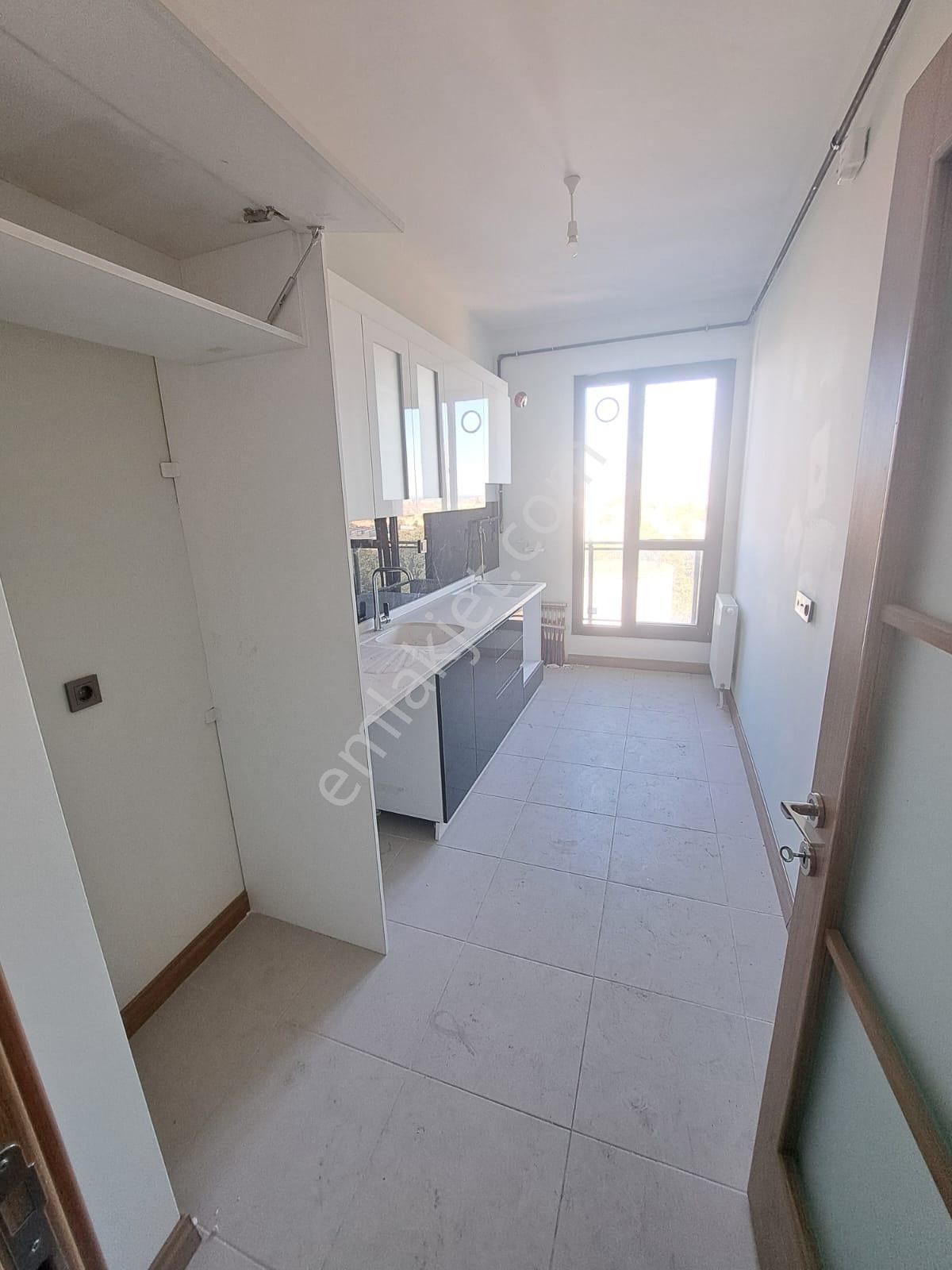 Toprak İnşaat...telsiz Toki Mükemmel Manzara 2+1 Kapalı Mutfak!!! - Görsel 4