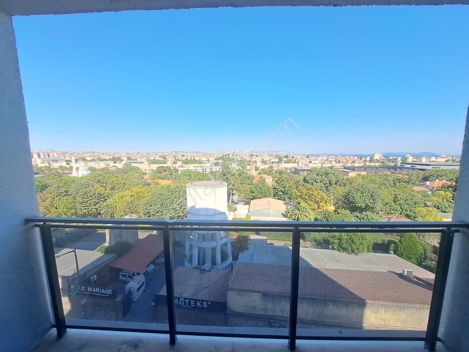 Toprak İnşaat...telsiz Toki Mükemmel Manzara 2+1 Kapalı Mutfak!!! - Görsel 3