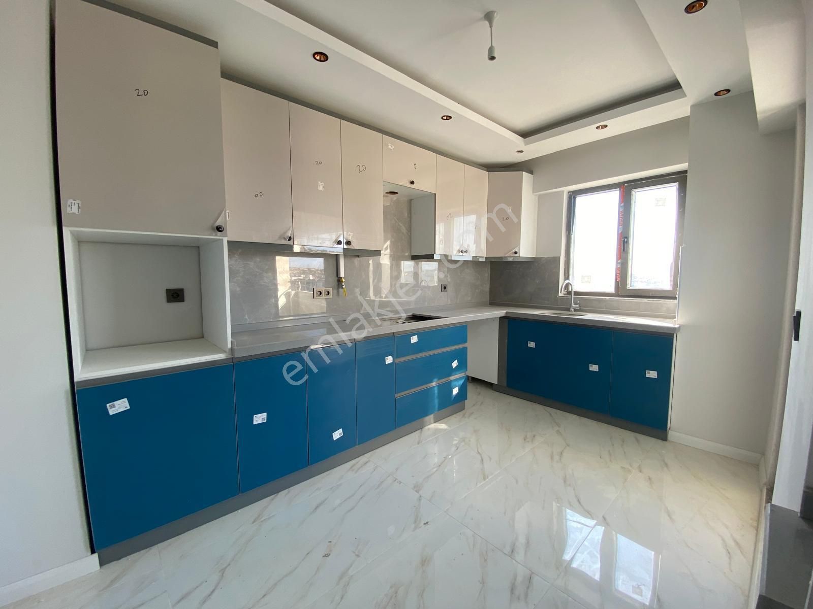 Çanakkale Merkez Karacaören 60 Mt Yol Üzerinde 3+1 Sıfır Daire!