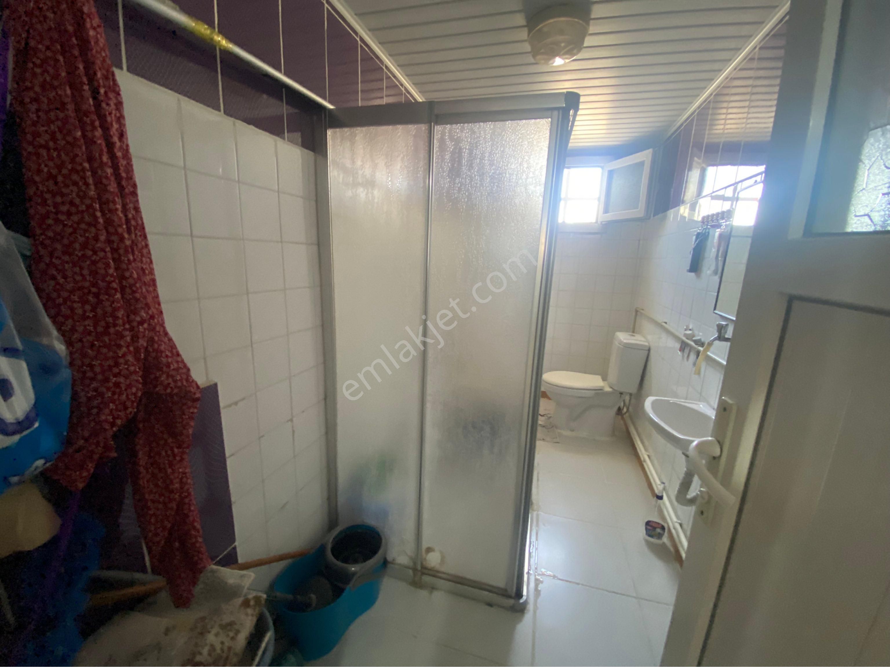 Cumhuriyet De 160m, 2 Katlı, 3 Er Odalı, Bahçeli, D.gazlı, Yalıtımlı,temşz Ev - Görsel 14