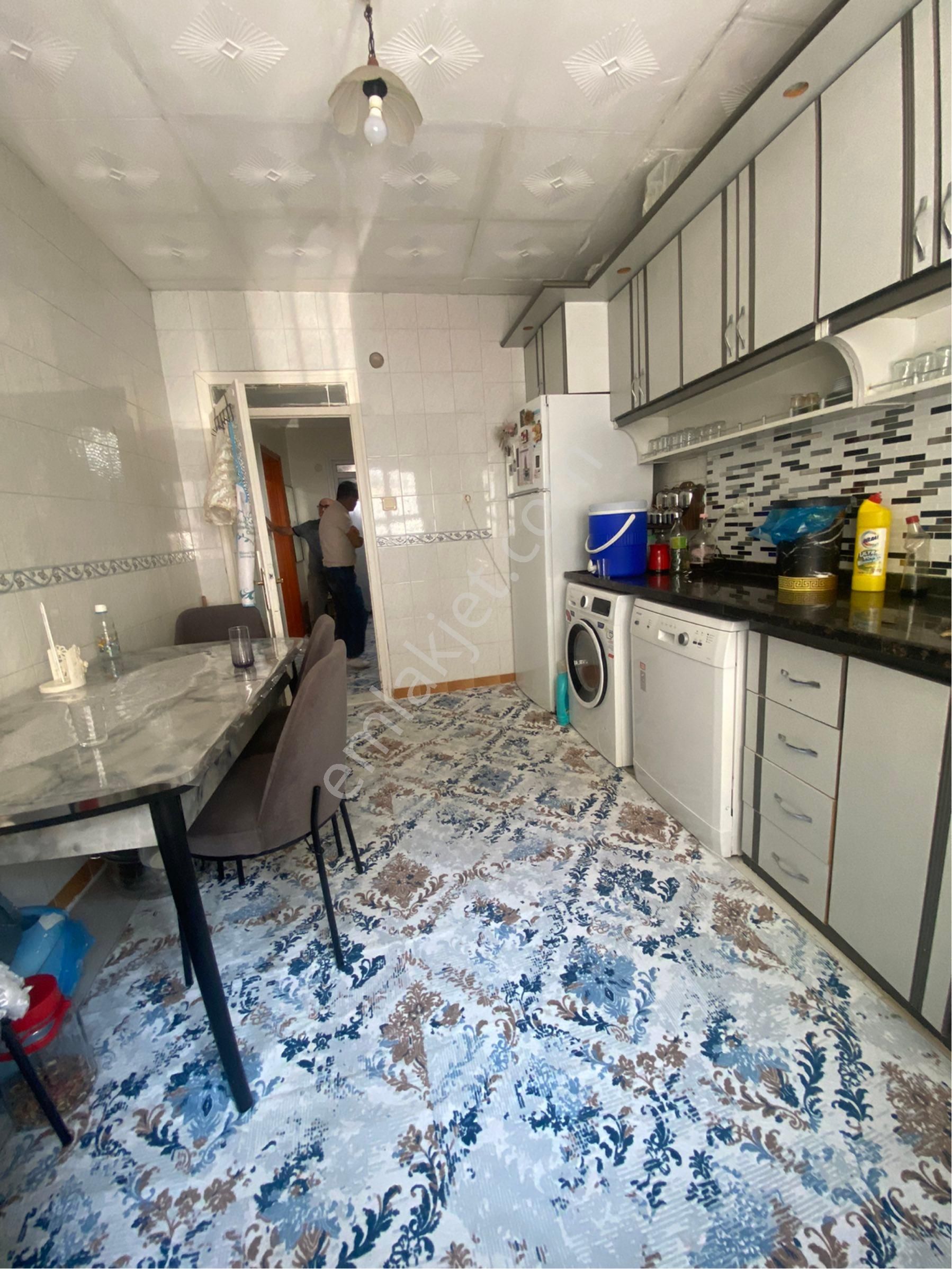 Cumhuriyet De 160m, 2 Katlı, 3 Er Odalı, Bahçeli, D.gazlı, Yalıtımlı,temşz Ev - Görsel 7