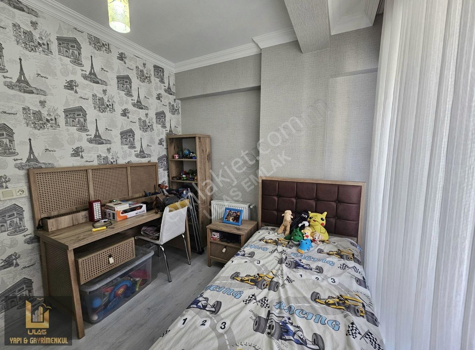 Ulaş Emlaktan Şehri Sade Sitesinde 2+1 Uygun Daire - Görsel 11