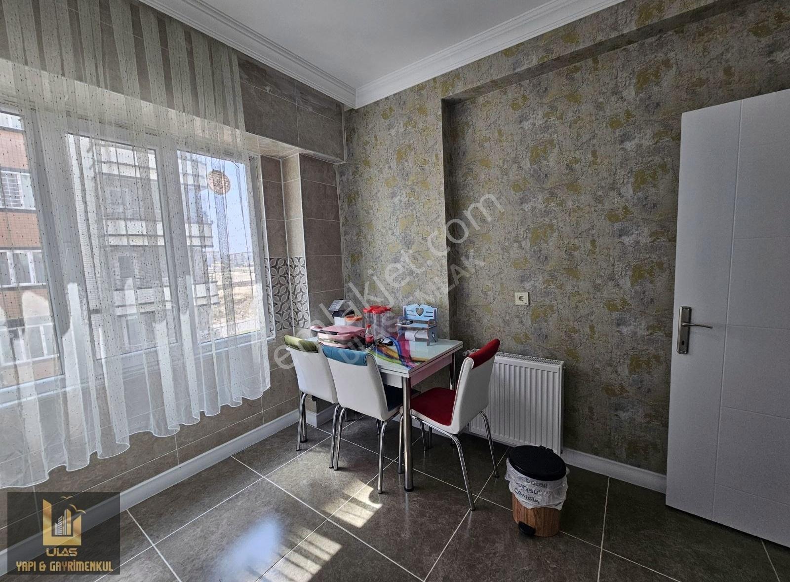 Ulaş Emlaktan Şehri Sade Sitesinde 2+1 Uygun Daire - Görsel 24