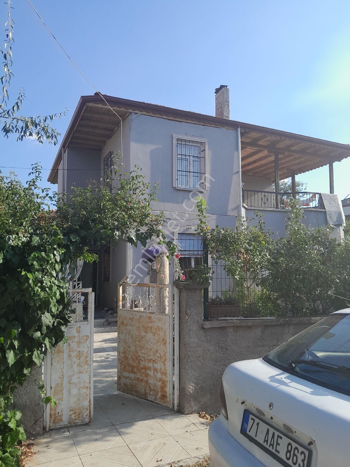 Kirikkalenin En Elit Mahallesi Osman Gezide Duplex Villa