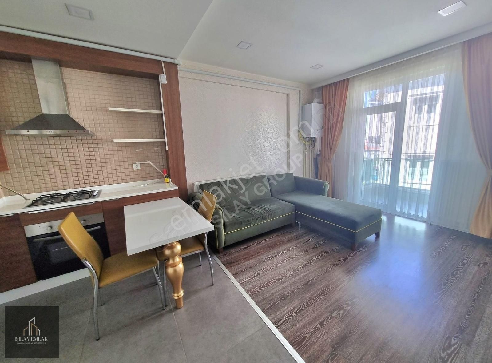 Afyon Işılay Emlak'tan Loft Panorama Sitesinde 1+1 Eşyalı Daire