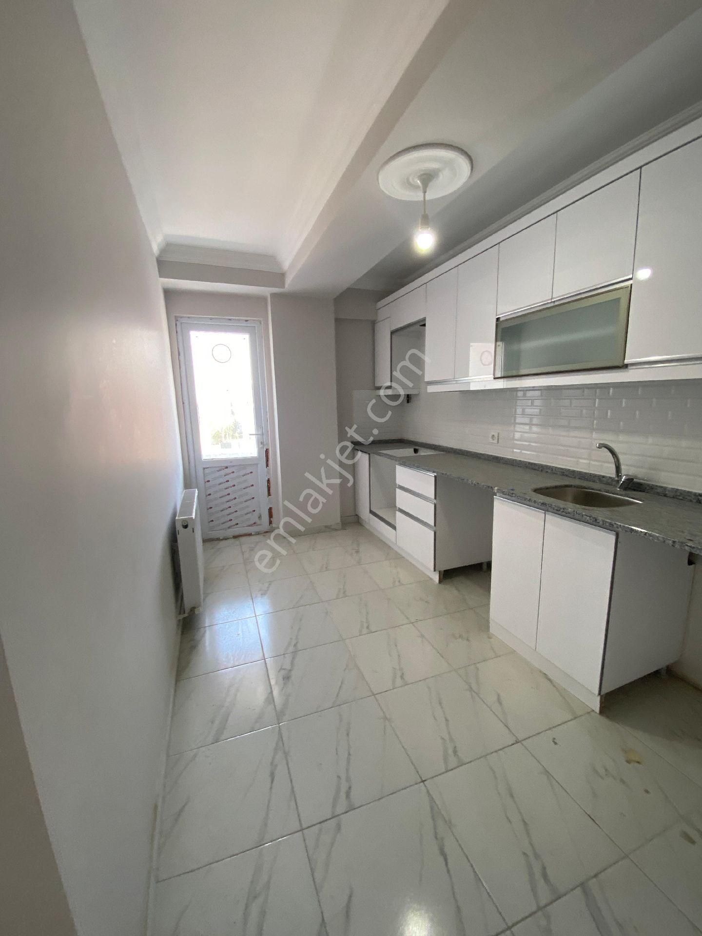 İ&s Gayrimenkul Den Satılık 3+1 Yepyeni İster Yatırımlık İster Oturmalık Ferah Lüks Daire