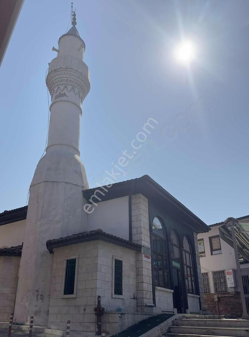 Brusa'dan Reyhan'da Bahçeli Ev