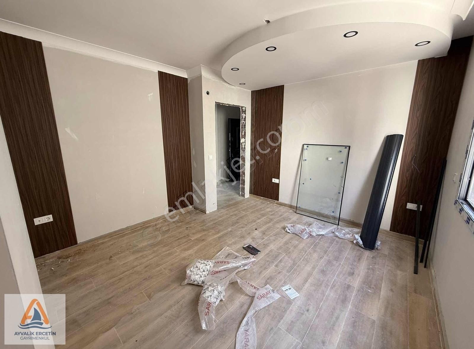 Ayvalık Merkez Denize Yürüme Mesafesi 2+1 Açık Mutfak Daire - Görsel 4