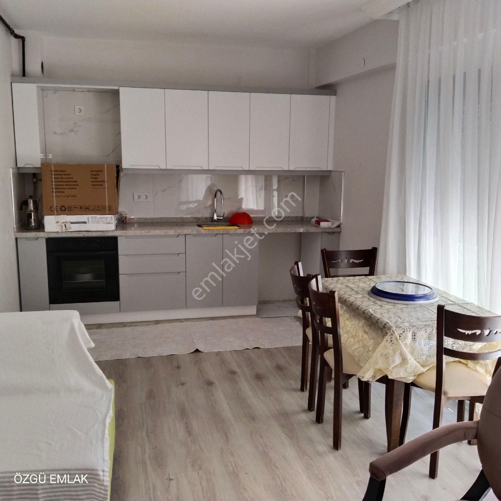 Ayrancilar Merkezde Okul Yakini Full Esyali Sifir Daire