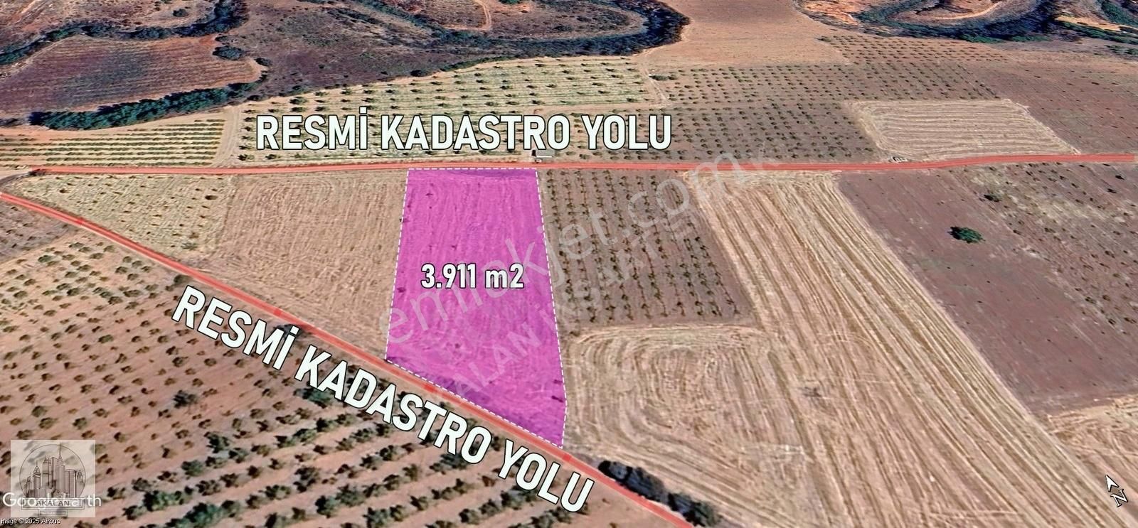 Akkent Mahallesinde İki Taraftan Yol Cepheli 3.911 M2 Yatırımlık