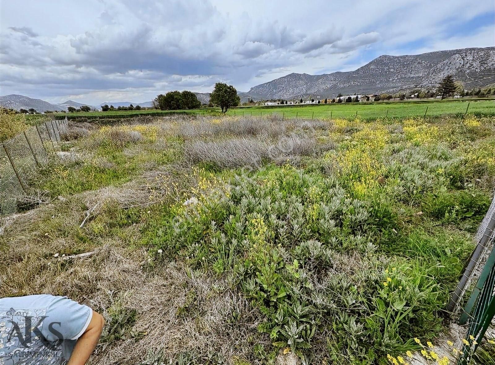 Bucak Susuz'da Antalya'ya 65km 680m2 Tek Tapu Harika Arazi - Görsel 6