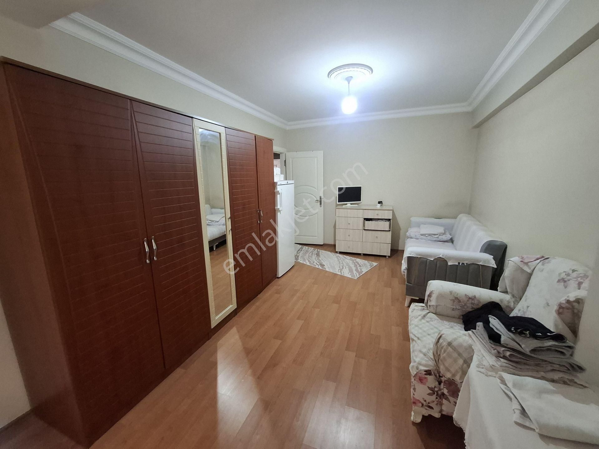 Üçevler'de 2+1 Ara Kat Sahibinden Temiz Satılık Daire