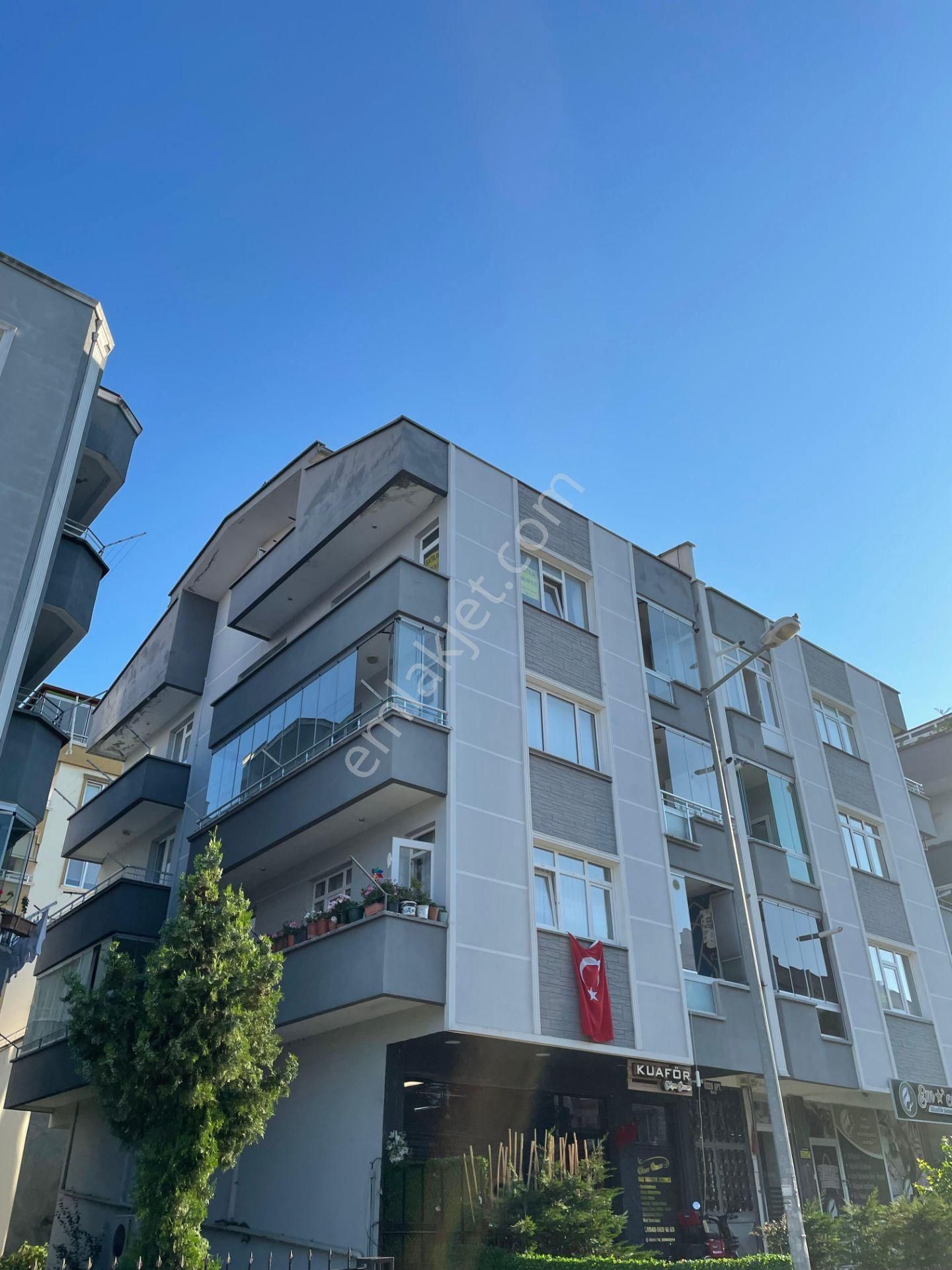 Truva'dan Tramvayın Altında 1+1 Fiyatına Teraslı 3+1 Dubleks Daire