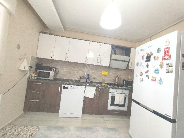 Bursa Kestel Vani Mehmet Mah'de Çamlıkta Site İçerisinde Satılık 6 Yıllık Tadilatlı 3+1 Daire - Görsel 6