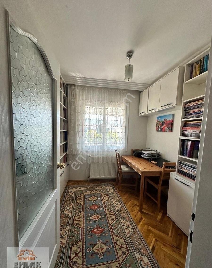 Amerikan Koleji Karşısı Bahçeli Balkonlu 3+1 Doğalgazlı - Görsel 10