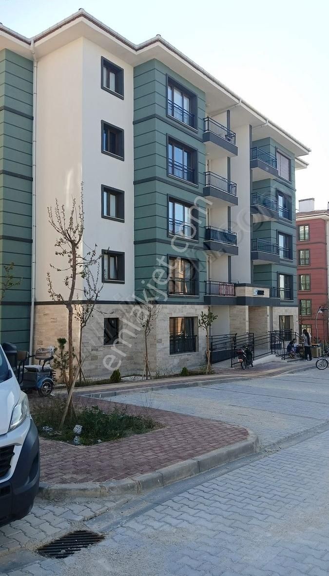 Cihanbeyli Toki De Kiralık Arakat Daire