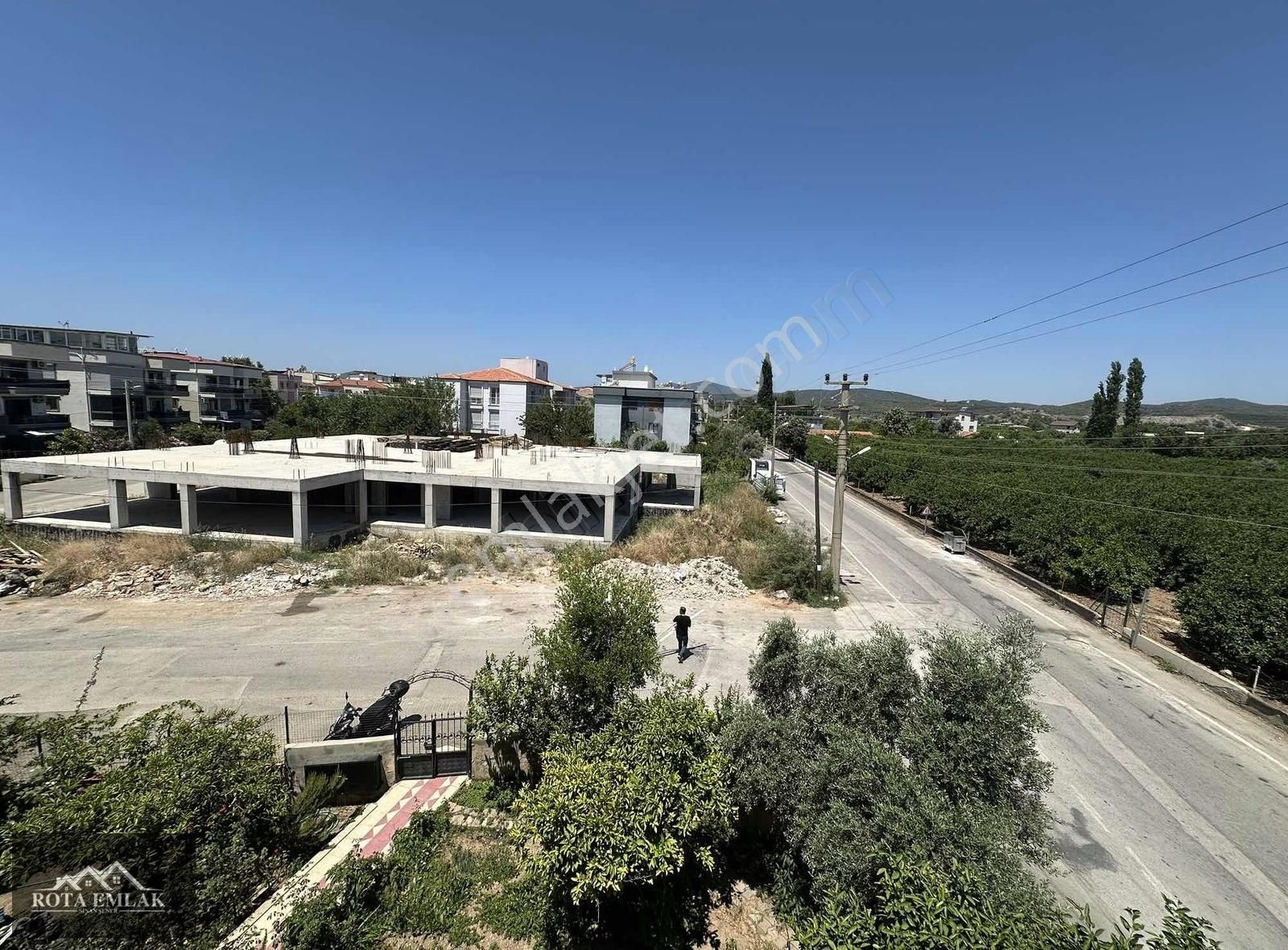 Ürkmez Merkezde Denize Yakın 2+1 Bakımlı Daire - Görsel 6