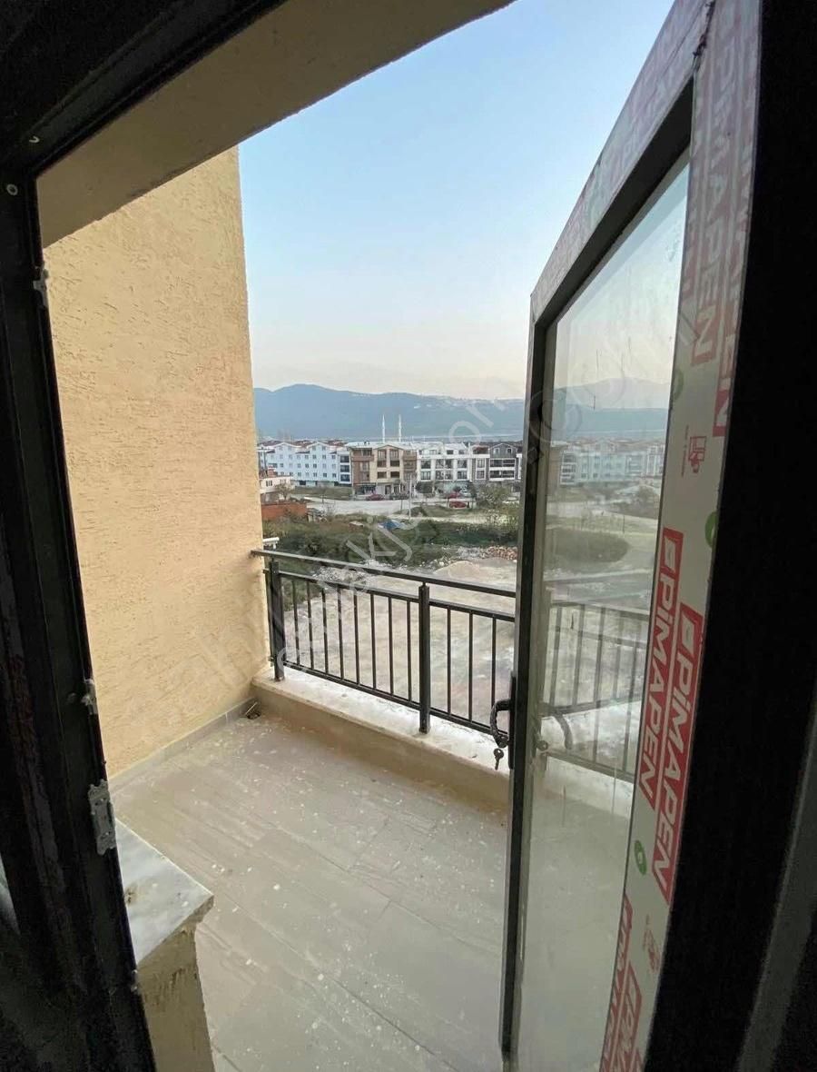 Bursa Gemlik Eşref Dinçerde Satılık Dubleks Daire