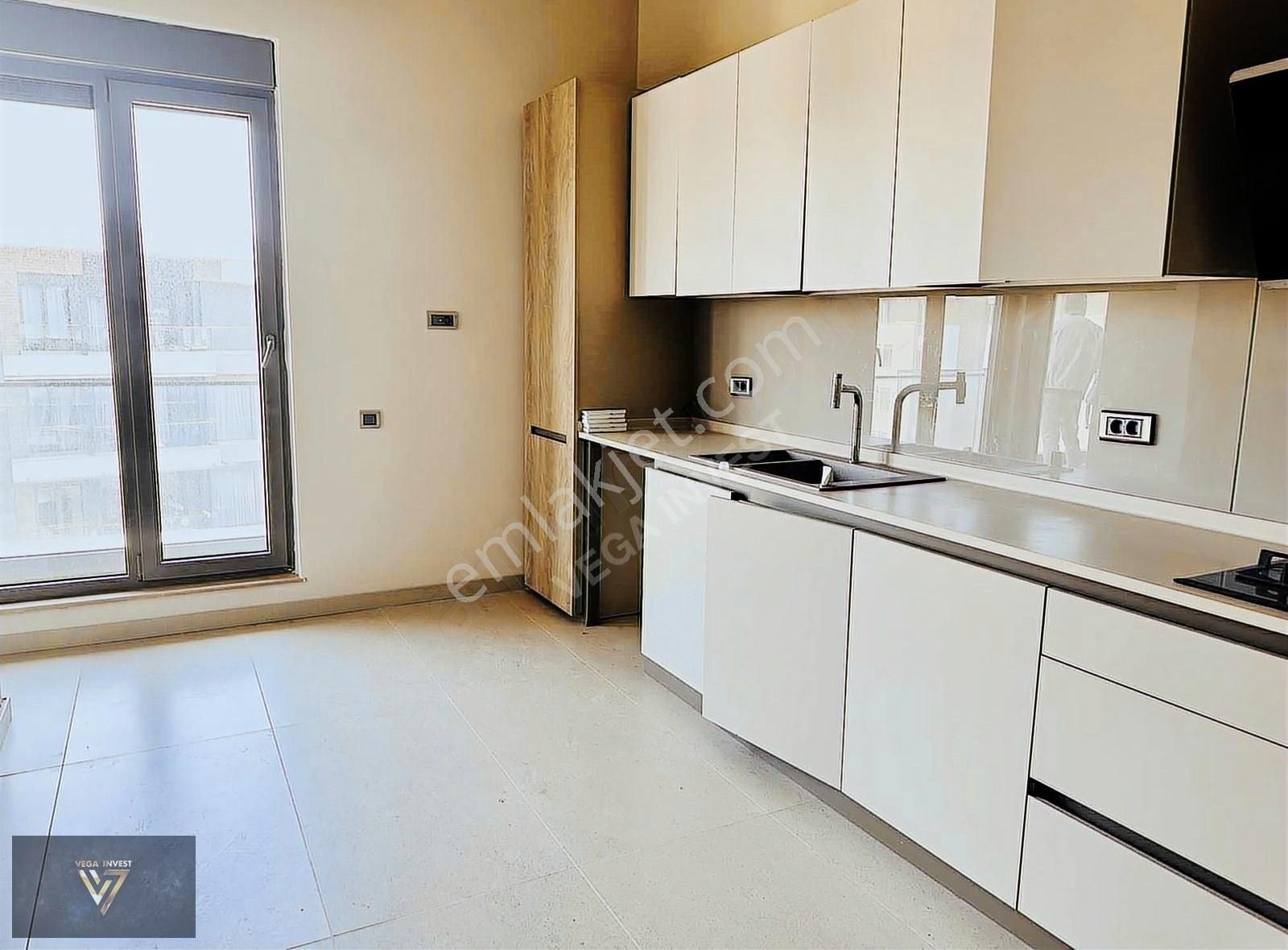 Konyaaltı Lüks Sitede Havuz Manzaralı 3+1 Satılık Daire - Görsel 9