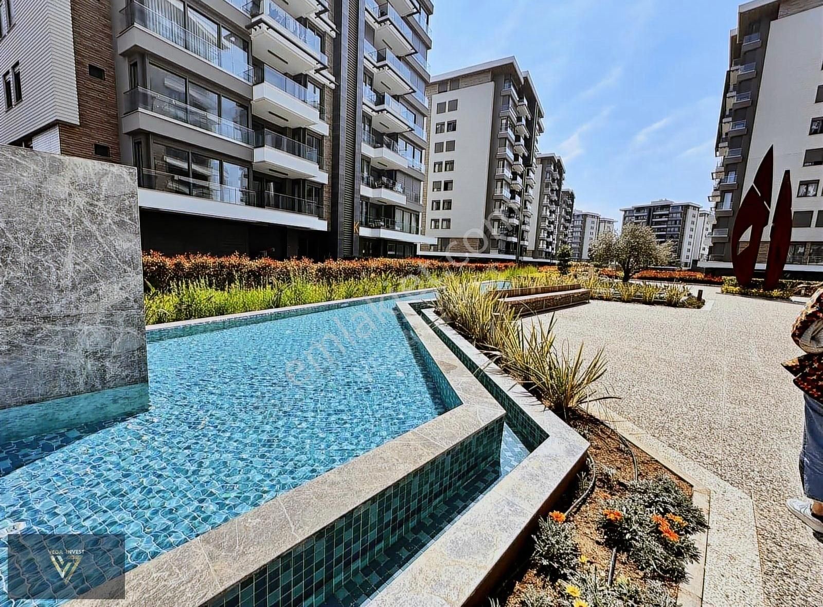 Konyaaltı Lüks Sitede Havuz Manzaralı 3+1 Satılık Daire - Görsel 4