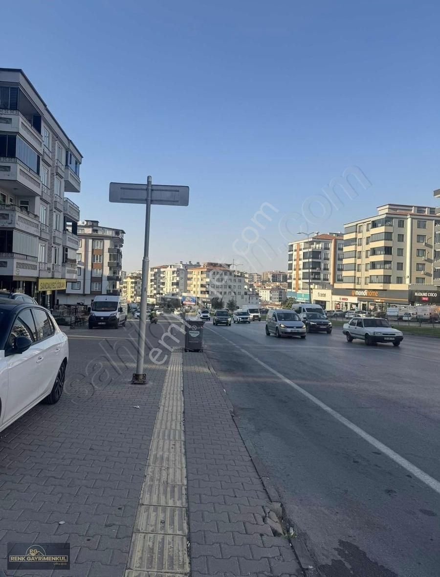R E N K Ten Yeditepe De 2+1 Satılık Ara Kat Daire