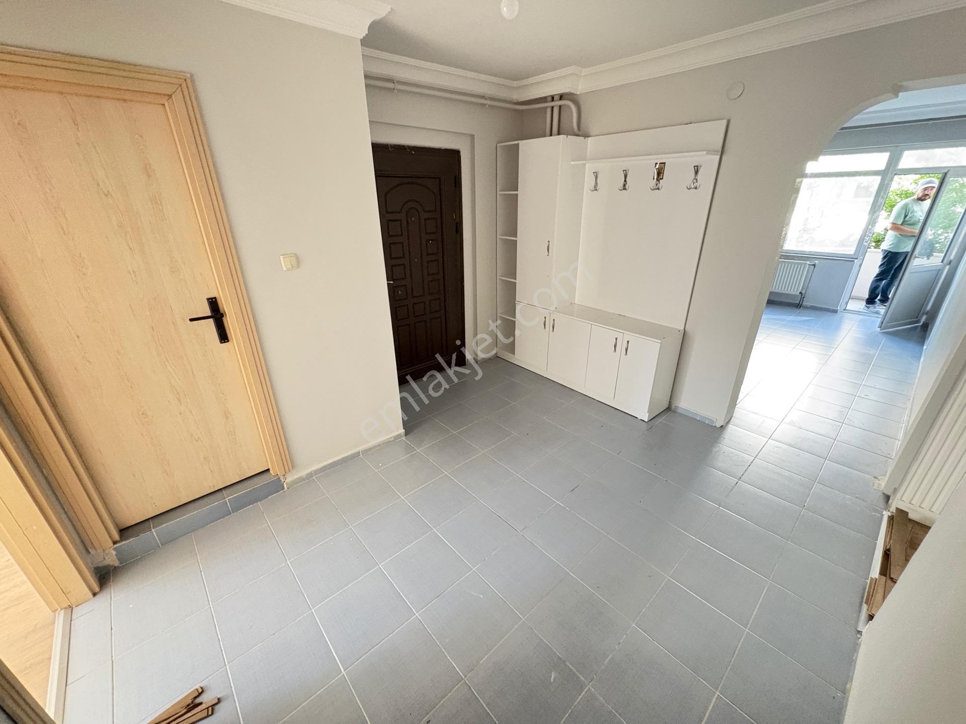 Marmara'dan Atatürk Mahallesinde 3+1 Kiralık Daire - Görsel 12