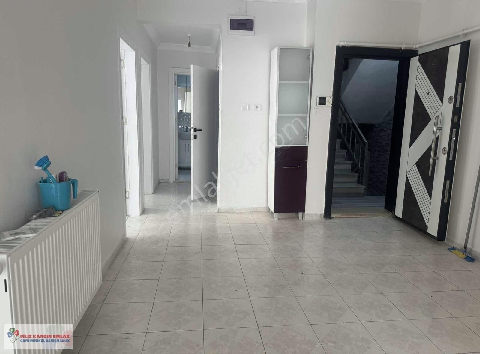 Filiz Emlaktan Bağcılar Fevzi Çakmak Mah.2+1 130m2 Satılık Daire