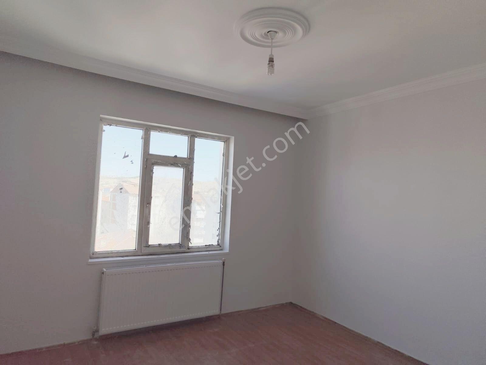 Mustafapaşa Mah Mevlana Cad Satlık 3+1 Yapılı Daire - Görsel 6