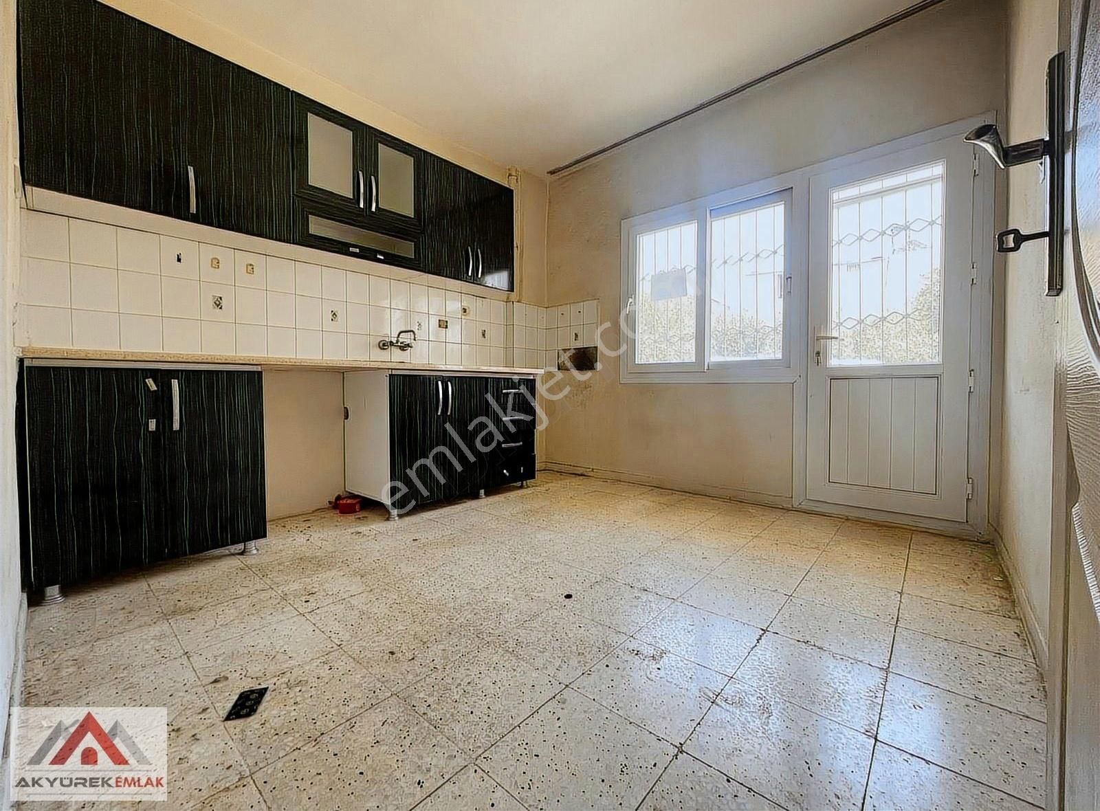 Akyürek'ten Yenişehir Menteş Mah'de Müstakil Kiralık 3+1