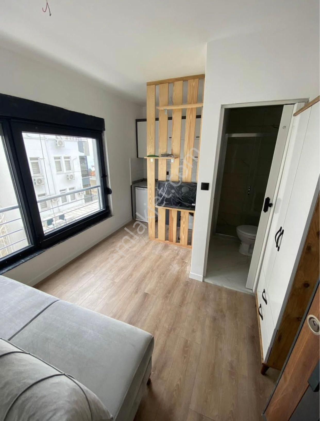 C.meydanı Karşısı 1+0 Studio Katta