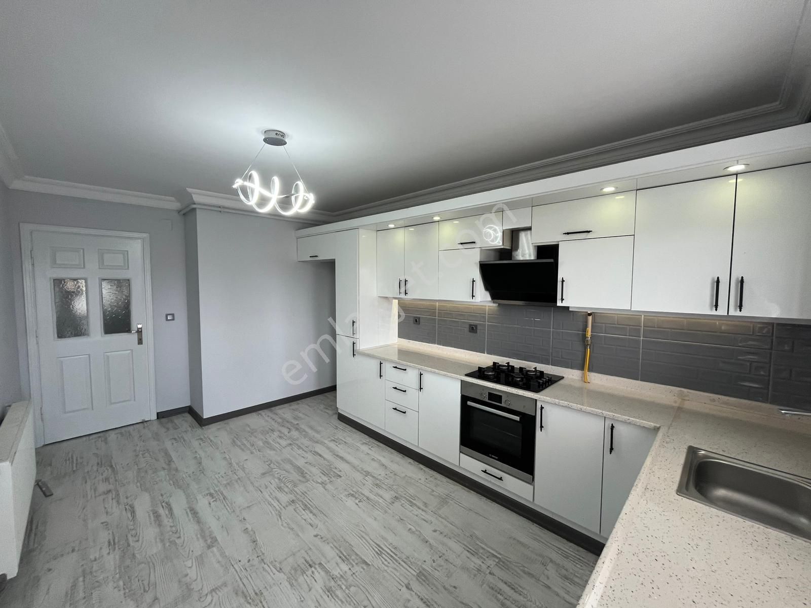 İz'den Huzurevlerin'de 4+1 Lüx Daire - Görsel 3