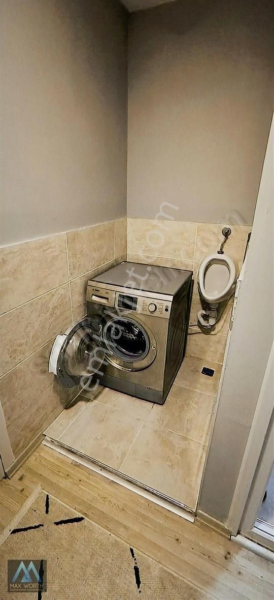 Kiralık Eşyalı Erkek Apart